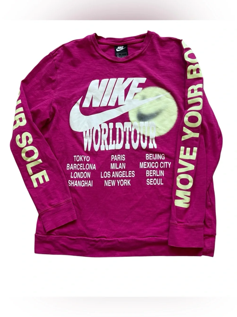 Nike World Tour Move Your Sole Long Sleeve Shirt Pink Men’s L Graphic Tee Gym
